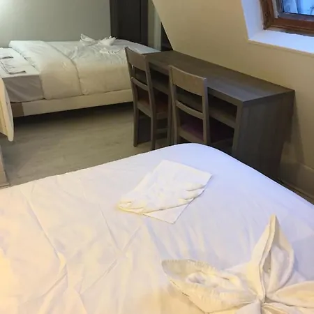 Pax Hotel Paříž