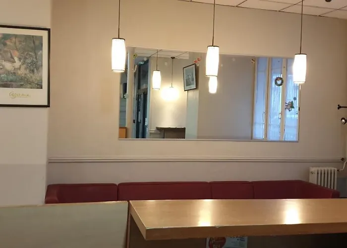 Pax Hotel *